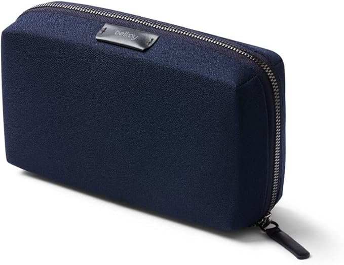 Bellroy Tech Kit (Tech Accessories Organizer Pouch, Zipper Closure Design, Stores Power Bank, Phone